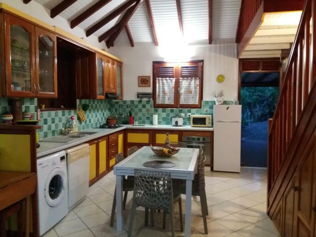 Villa Ponm Kann'L Deshaies Eksteriør bilde